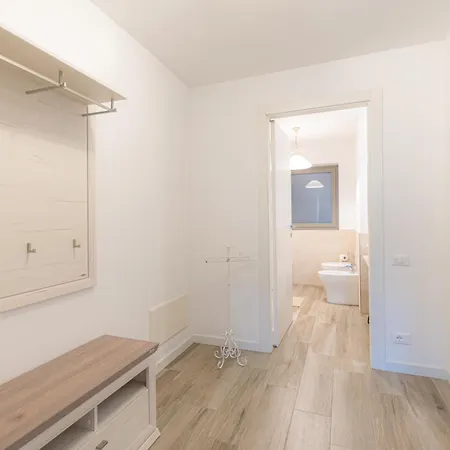 アパート Montebello トリエステ