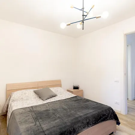 Montebello Apartament *